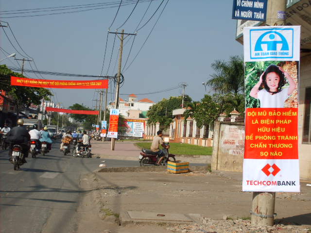 Liên hệ in băng rôn tại Quận 12