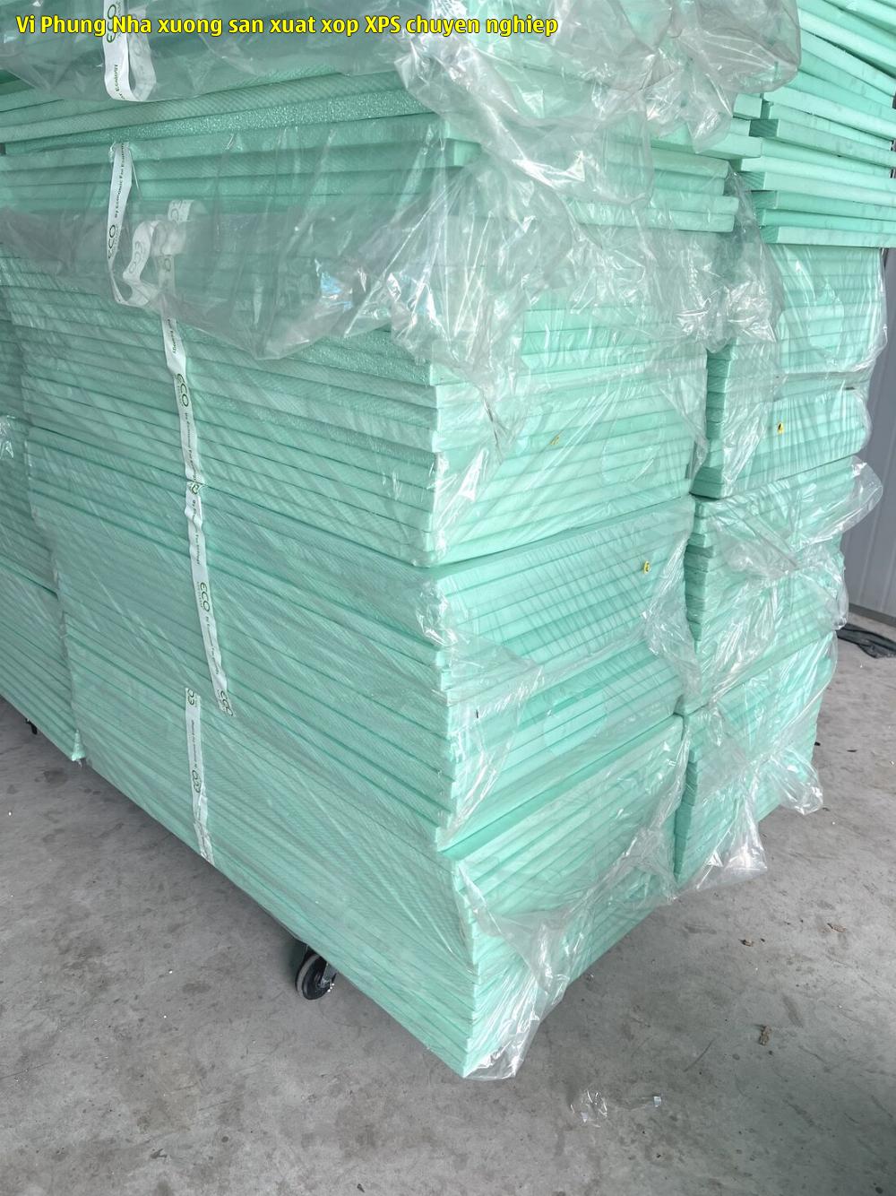 Vĩ Phùng - Nhà xưởng sản xuất xốp XPS chuyên nghiệp