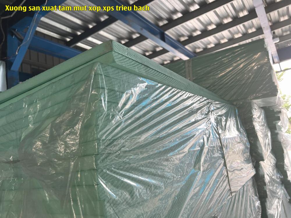 4. Tấm xốp XPS số 4. 4. Tấm xốp XPS số 4.