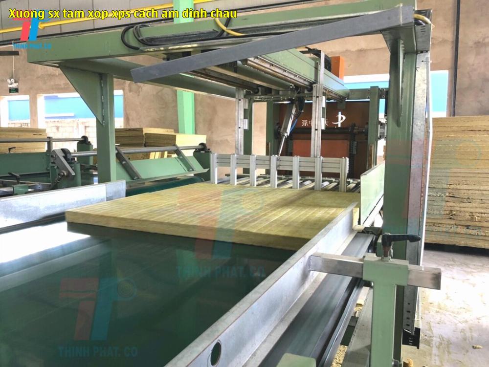 4. Tấm xốp XPS số 4. 4. Tấm xốp XPS số 4.