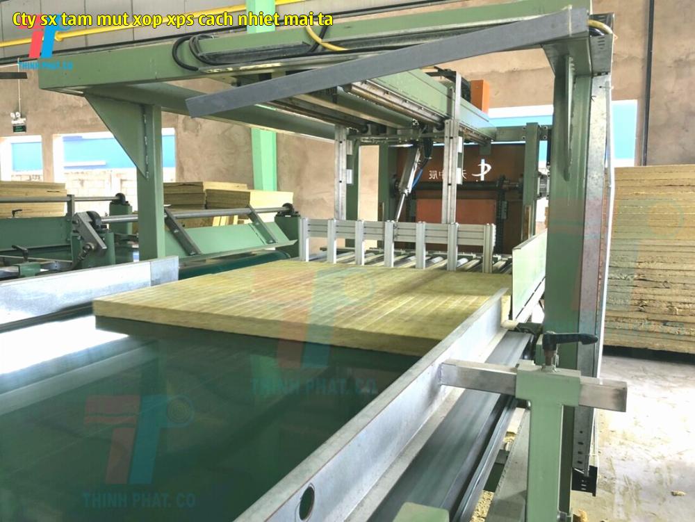 3. Tấm xốp XPS số 3. 3. Tấm xốp XPS số 3.