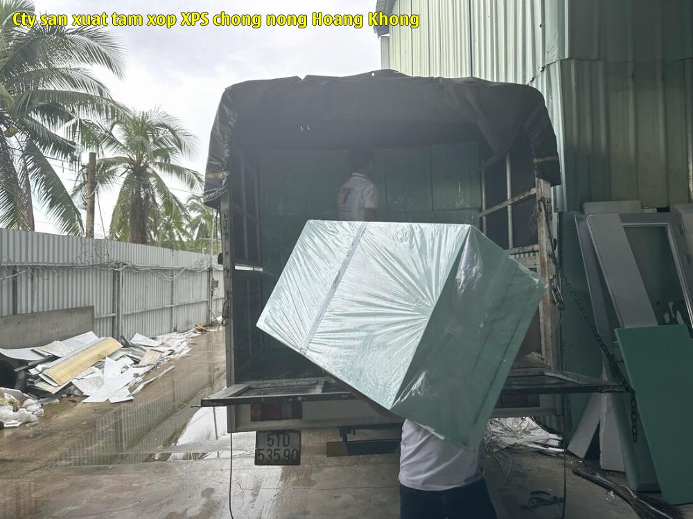 Cty sản xuất tấm xốp XPS chống nóng Hoàng Khổng