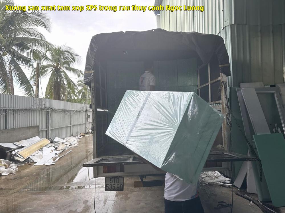 Xưởng sản xuất tấm xốp XPS trồng rau thủy canh Ngọc Lương
