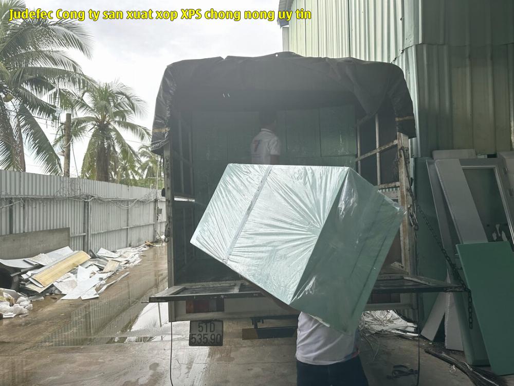 Judefec - Công ty sản xuất xốp XPS chống nóng uy tín