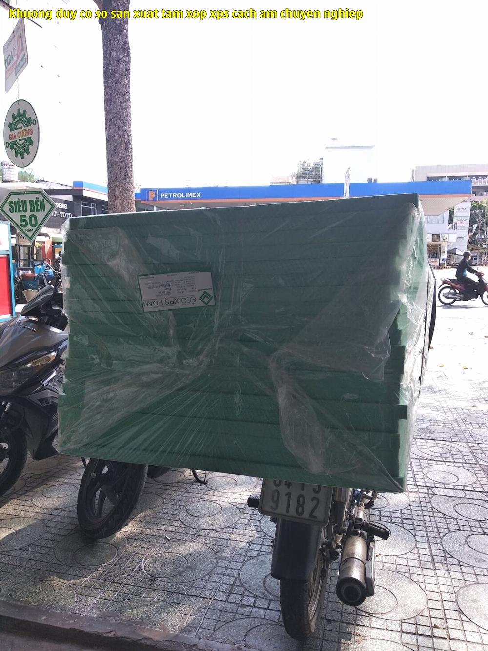 4. Tấm xốp XPS số 4. 4. Tấm xốp XPS số 4.