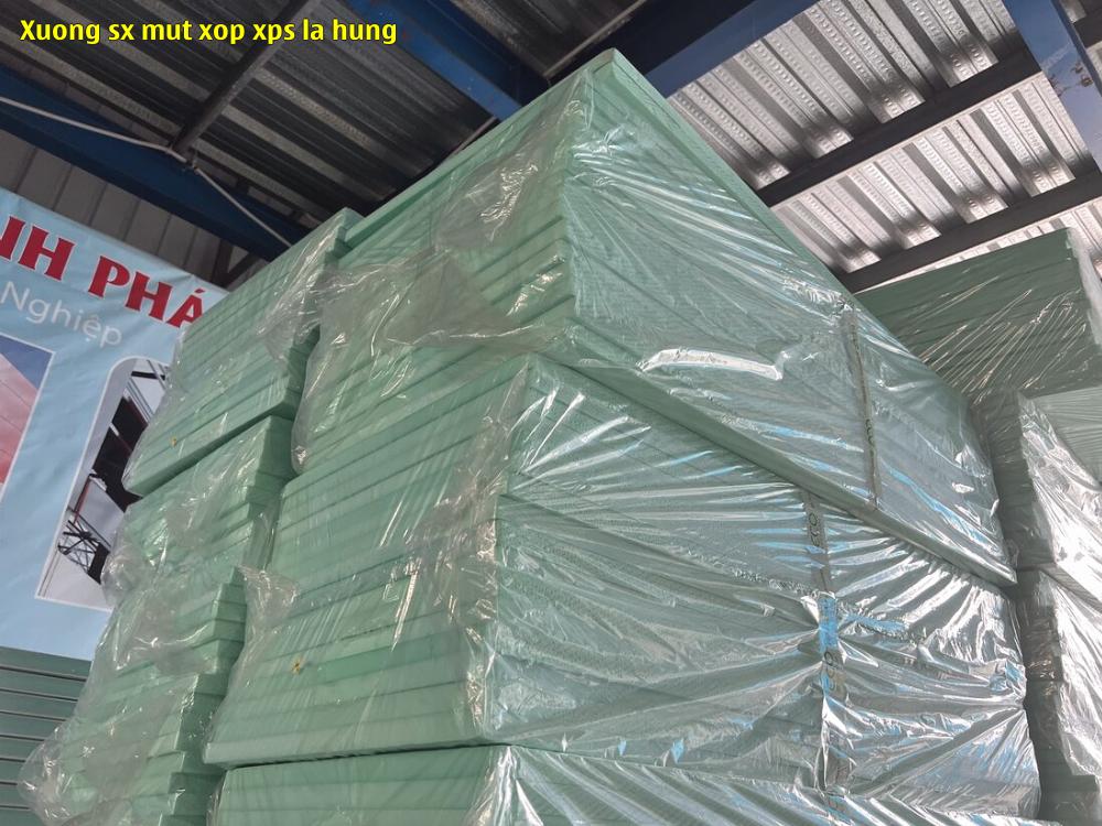 3. Tấm xốp XPS số 3. 3. Tấm xốp XPS số 3.