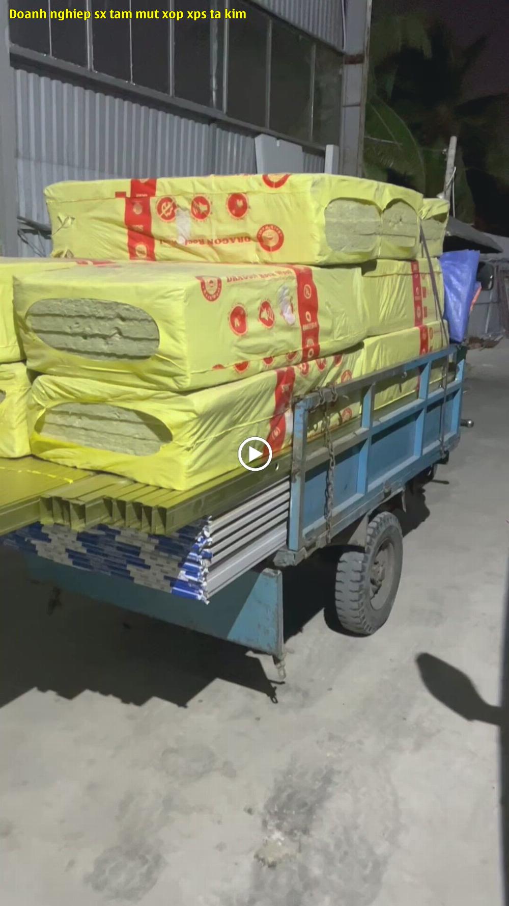 5. Tấm xốp XPS số 5. 5. Tấm xốp XPS số 5.