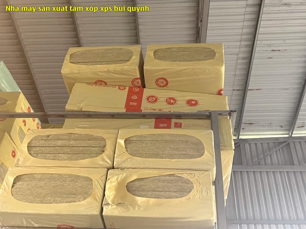 4. Tấm xốp XPS số 4. 4. Tấm xốp XPS số 4.