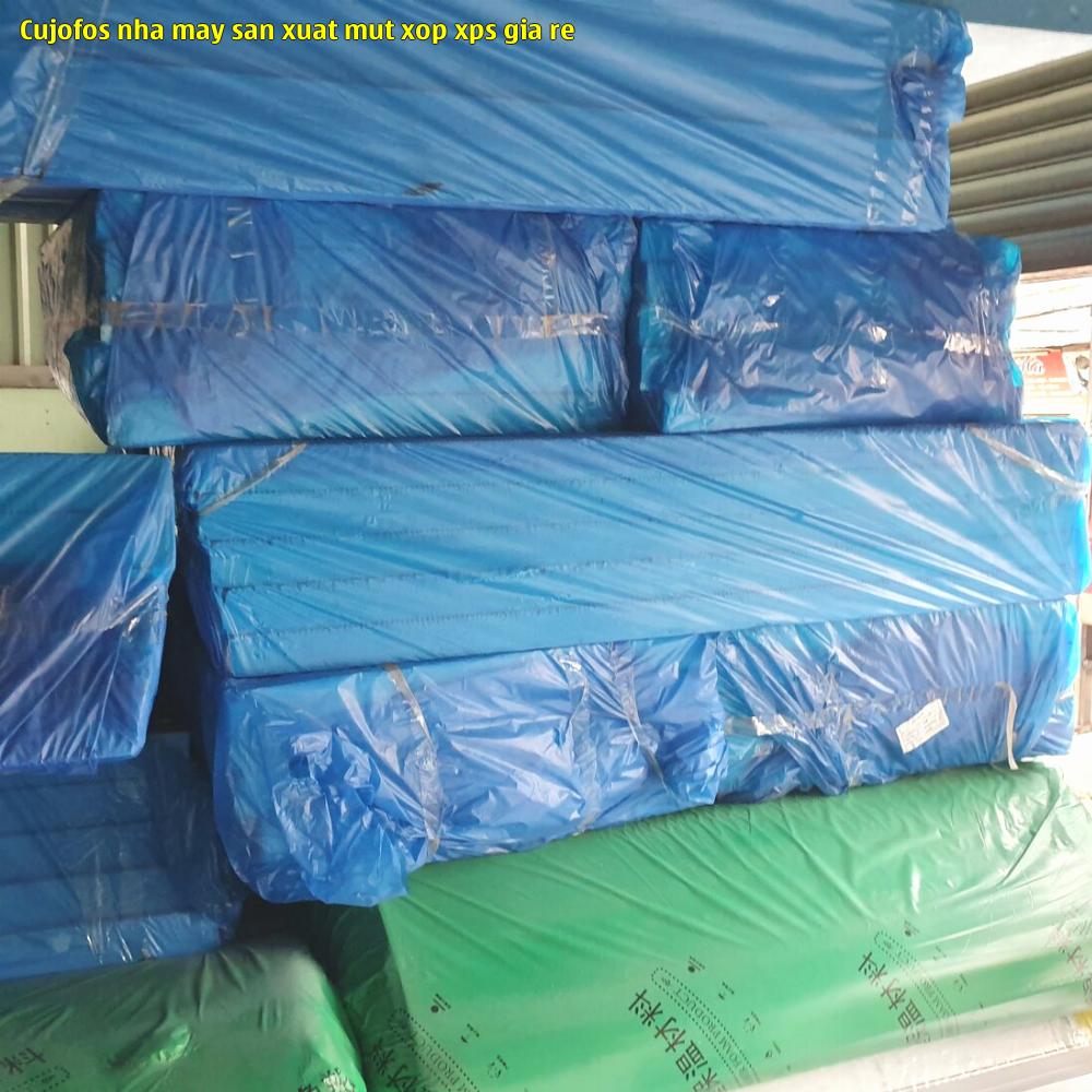 4. Tấm xốp XPS số 4. 4. Tấm xốp XPS số 4.
