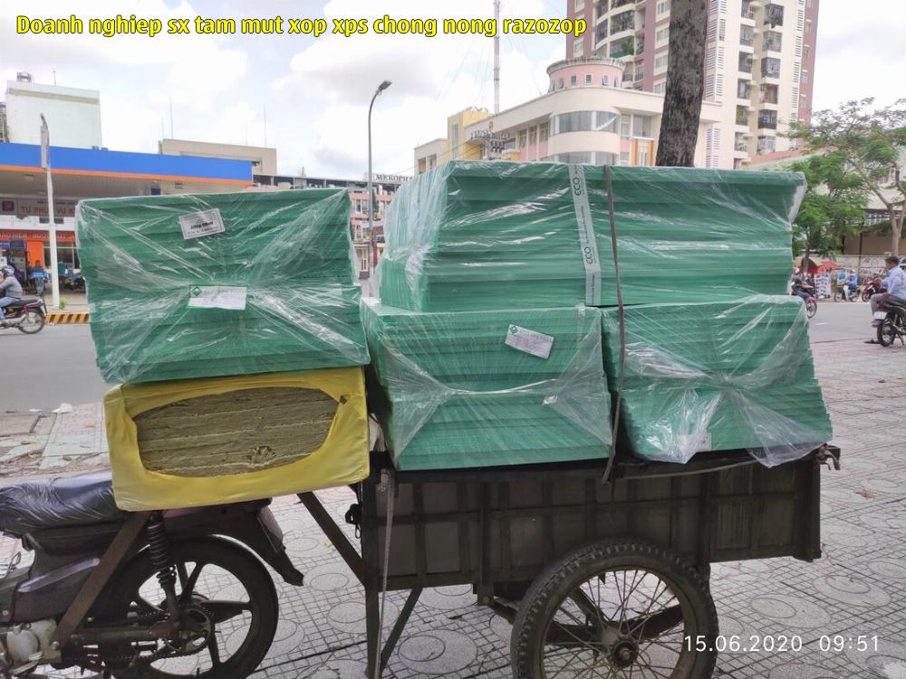 1. Tấm xốp XPS số 1. 1. Tấm xốp XPS số 1.