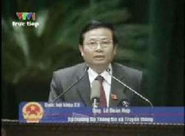 Bộ trưởng Bộ Thông tin và Truyền thông trả lời chất vấn các đại biểu Quốc Hội