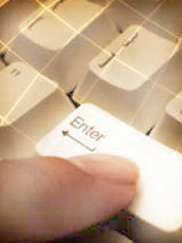 Việt Nam, thương mại điện tử, mang tính tự phát, sự phát triển, sàn giao dịch, truy cập Internet, người truy cập, doanh nghiệp, thông tin, đầu tư, thực sự, tuy