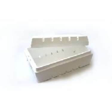 Khay xốp – khay nhựa: dụng cụ trồng rau tại nhà