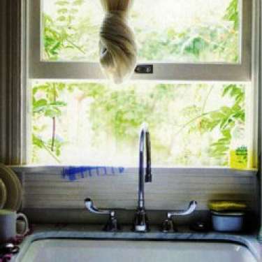 Phong thuỷ cho cửa sổ bếp