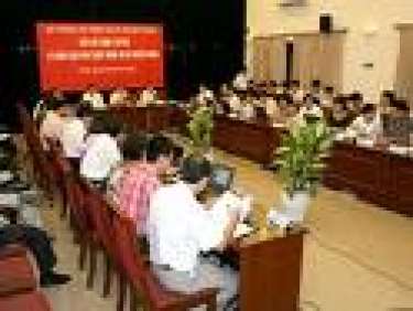 Theo đó, Công văn đã hướng dẫn cụ thể một số nội dung thực hiện như sau: Về xác nhận khai báo hóa chất Điều 43 của Luật Hóa chất và Điều 18 Nghị đ