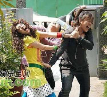 Mơ thấy đánh nhau