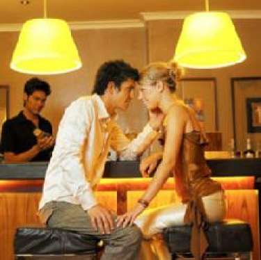 Thu hút sự chú ý của chàng