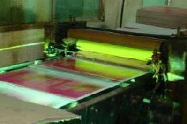 An toàn lao động khi làm việc trong môi trường UV.