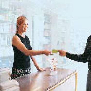 Giảm chi phí tăng hài lòng ?