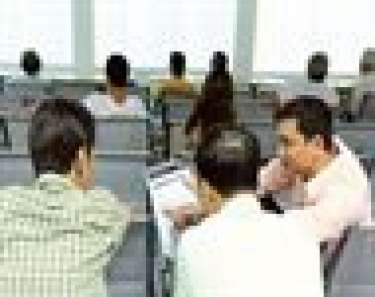 Chứng khoán Hòa Bình nhận lệnh sai quy định