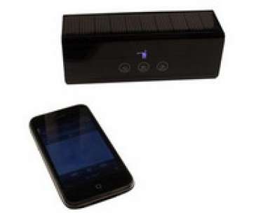 Bộ loa không dây sử dụng năng lượng mặt trời