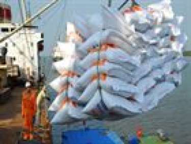 Vinafood 2 phải thoái hết vốn tại Vietcombank, TrustBank