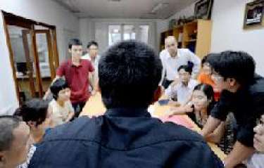 Quản trị nhân sự trong giai đoạn khủng hoảng niềm tin